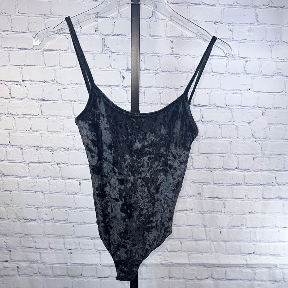 🖤 Brandy Melville Crushed Velvet Bodysuit One Size NWT